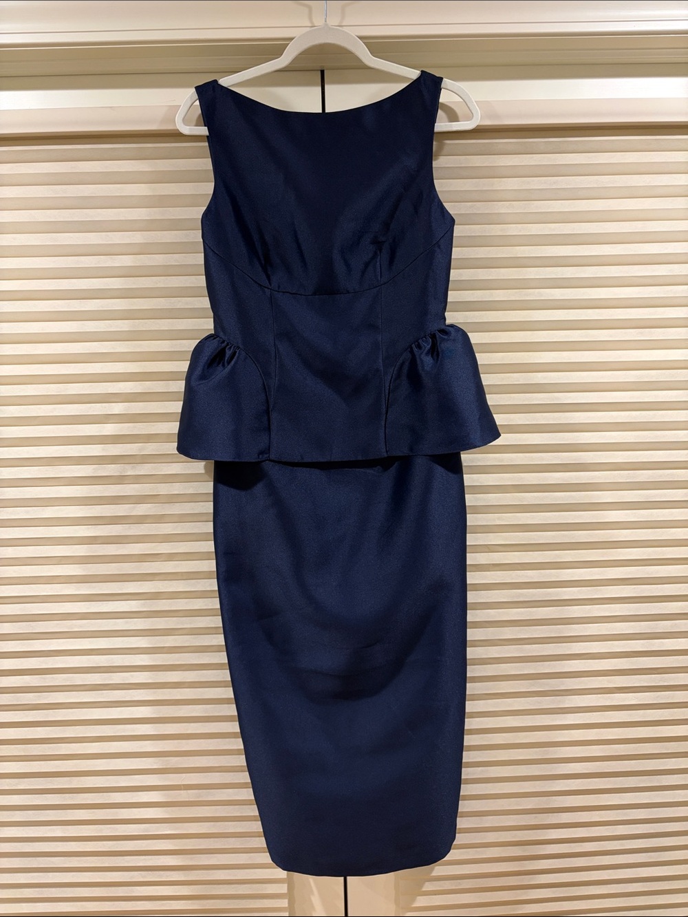 NWOT Roland Mouret Sleeveless Navy Peplum Sheath Dress, Size US 6